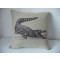 Housse de coussin Crocodile beige coton 46x46 cm - miniature